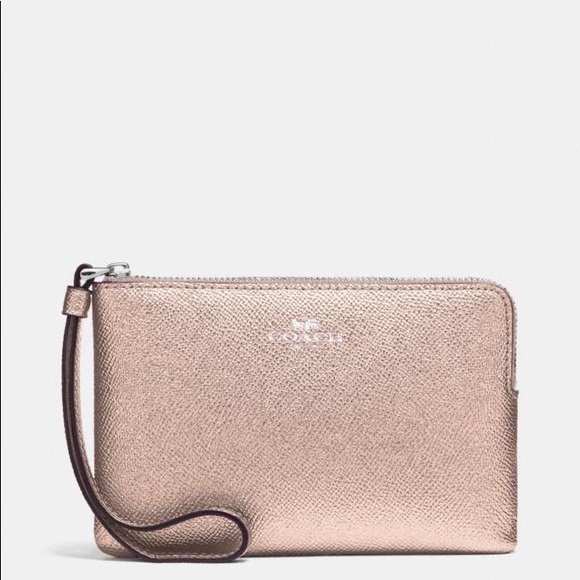 Coach Handbags - NWT Coach Women’s Metallic Gold Leather Wristlet